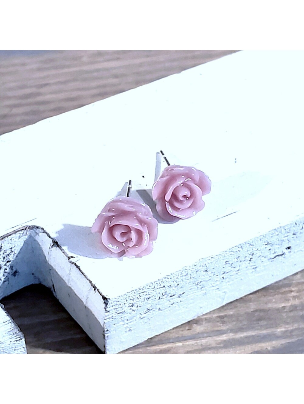 Handcrafted Light Purple Rose Flower 11mm Lucite Acrylic Stud Earrings